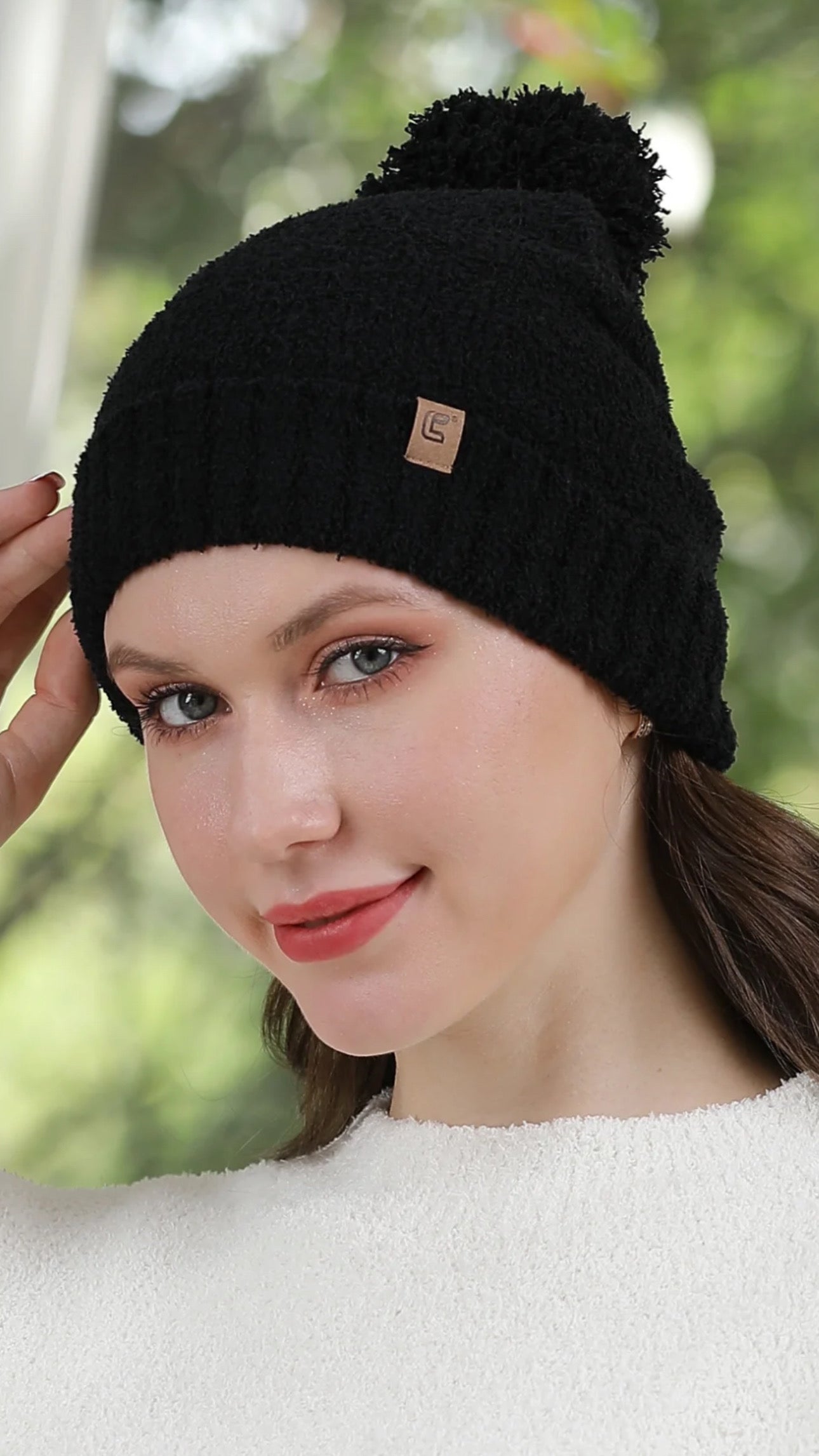 COMFY LUXE PERFECT BEANIE